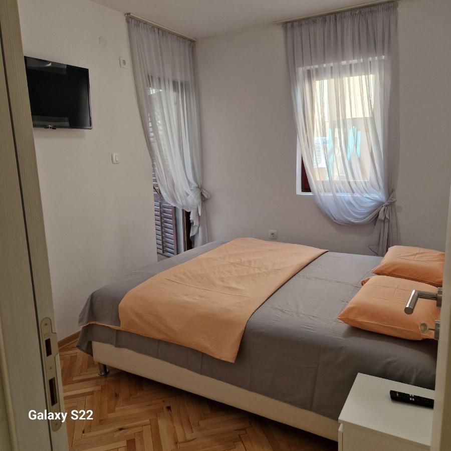 Anika Apartman
